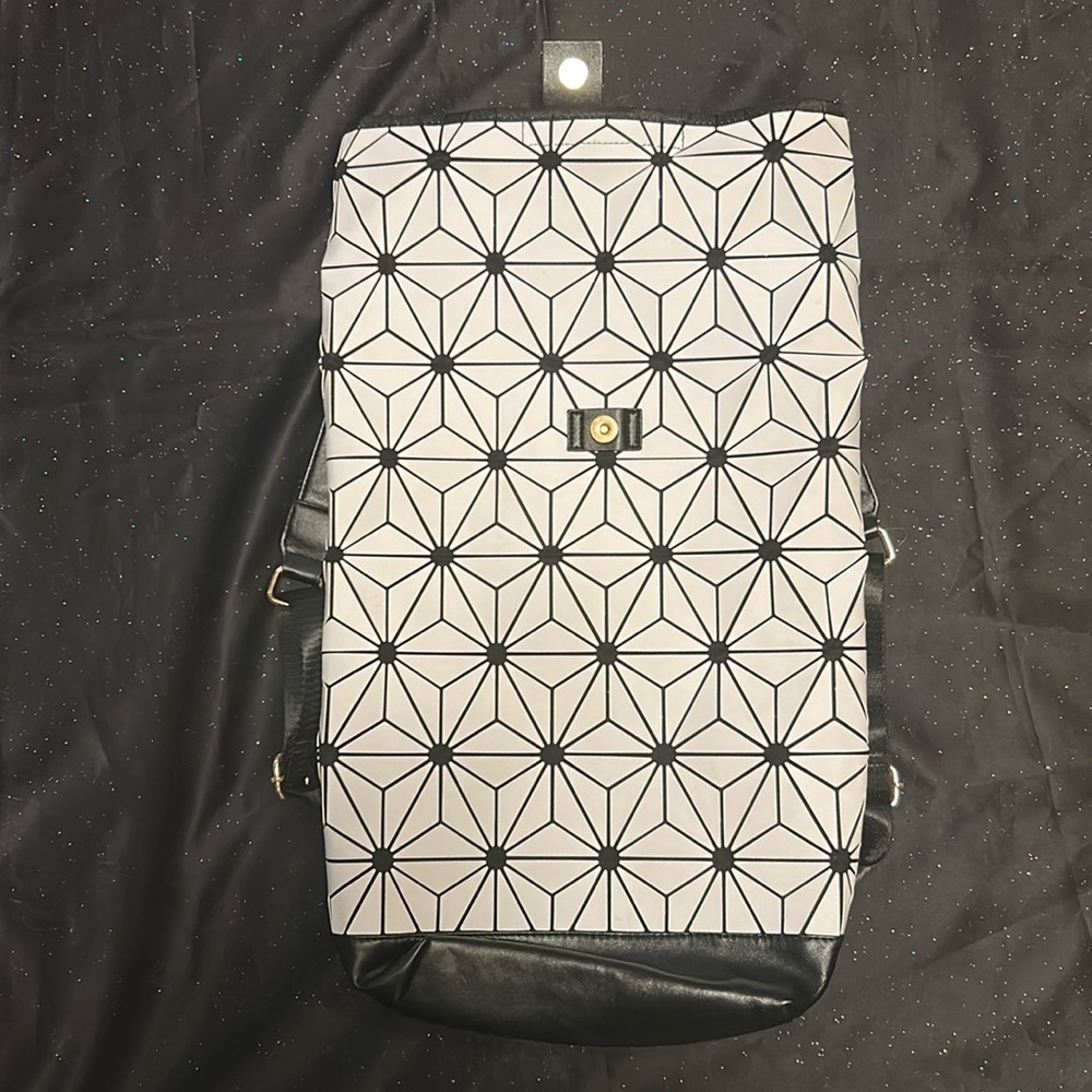 Stylish Black and White Geometric Tote/Backpack